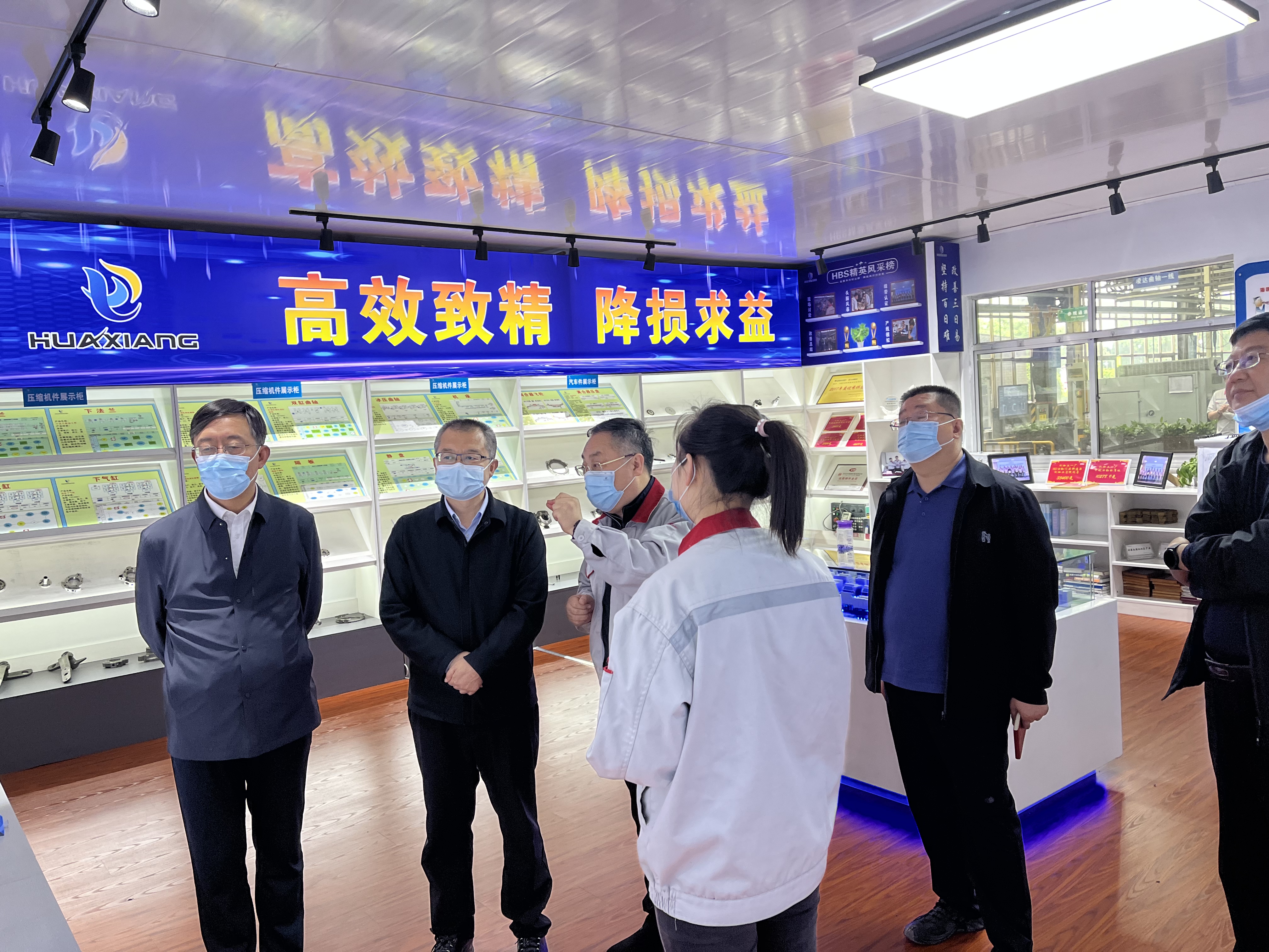 縣委常委、紀(jì)委書記、監(jiān)委主任張朝暉一行來我司就包聯(lián)項(xiàng)目進(jìn)行調(diào)研